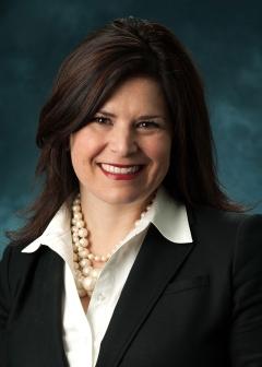 Dr-Lisa-Forbes-portrait-sm